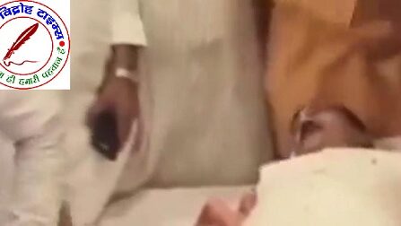 फोटो खिंचवाने के बाद, बिना रक्तदान किए निकल लिए BJP नेता !