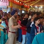मॉं नंदा देवी मेले में भक्तजनों की सुरक्षा के दृष्टिगत मेला क्षेत्र में पुलिस बल तैनात ! दर्शनार्थी निर्भय होकर करें मां के दर्शन, मेले का उठाए आनंद, आमजन की सुरक्षा हेतु दृढसंकल्पित है SSP नैनीताल !