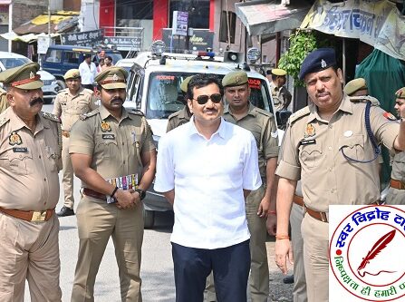 पुलिस कमिश्नर ने पैदल भ्रमण कर किया ट्रैफ़िक व्यवस्था का जायजा !