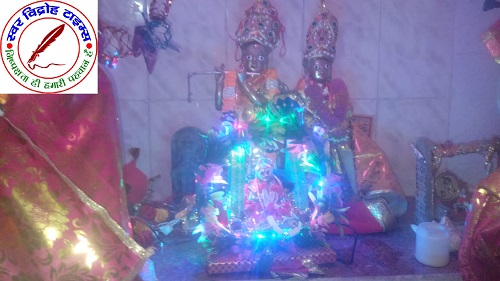 नवाबगंज में लाखों की अष्टधातु की मूर्ति चोरी !