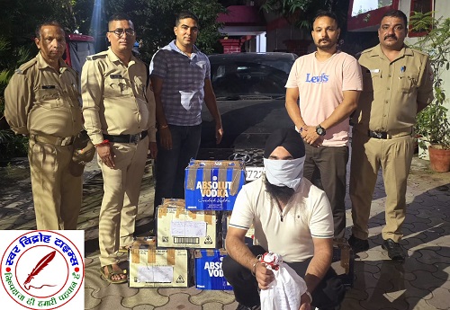 लग्जरी कार से शराब की तस्करी करने वाले एक युवक को नैनीताल पुलिस एसओजी ने किया गिरफ्तार !