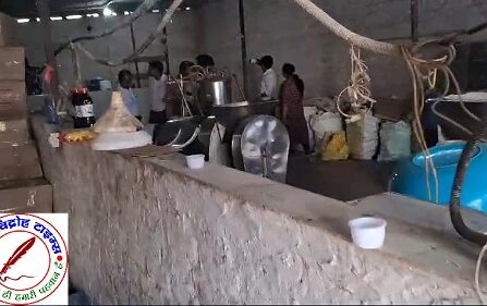 एक्शन मोड में फूड विभाग की टीम ! फूड विभाग की टीम ने दूषित सेवई व सॉस बनाने वाली फैक्ट्री की किया बंद !