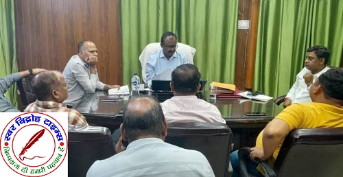 दीपोत्सव की तैयारी में जुटा नगर निगम, नगर निगम ने दीपोत्सव के प्रति अपनी जिम्मेदारी मीडिया से किया साझा ! महापौर महंत गिरीश पति त्रिपाठी व नगर आयुक्त संतोष शर्मा ने की प्रेसवार्ता !