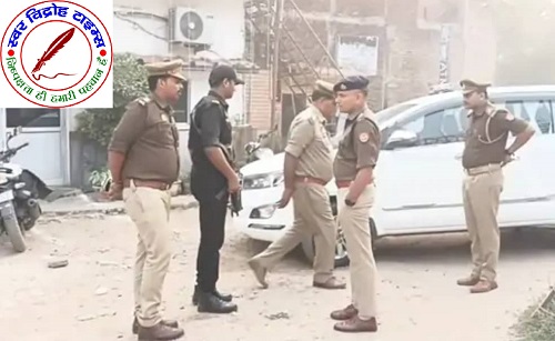 महाराजगंज SP ने छठ महापर्व को लेकर सोनौली सीमा का किया निरीक्षण ! सुरक्षा व्यवस्था का लिया जायजा, थानाध्यक्ष को दिए सुरक्षा के सख्त निर्देश !