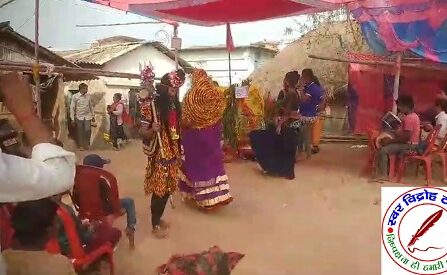 अष्टयाम में भाग देने आए लक्ष्मीनिया मालिया टोल सिरहा जिला नेपाल !