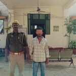 थाना रसड़ा, जनपद बलिया पुलिस द्वारा मारपीट करने वाला 01 नफर वांछित अभियुक्त को किया गया गिरफ्तार !