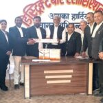 डिस्ट्रिक्ट बार एसोसिएशन सोनभद्र के वादकारी भवन के लिए पांच लाख मिला !