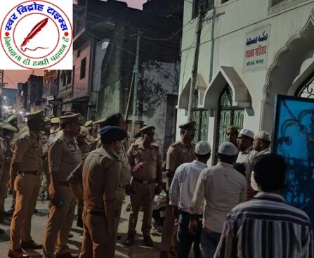 आगामी त्योहारों ईद, रामनवमी को लेकर गोरखनाथ पुलिस अलर्ट ! गोरखनाथ पुलिस ने पैदल गश्त कर आमजनमानस में करवाया सुरक्षा का एहसास ! कानून व्यवस्था बिगाड़ने वालो को बख्शा नहीं जाएगा - CO गोरखनाथ