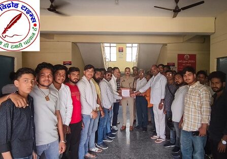 करणी सेना के प्रदेश अध्यक्ष ठा0 ज्ञानेंद्र सिंह चौहान को पुलिस ने किया हाउस अरेस्ट !