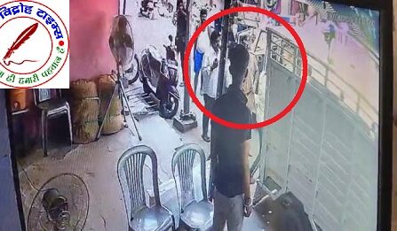 थप्पड़ बाज दरोगा फिर एक दुकानदार को थप्पड़ मारकर चर्चा में !