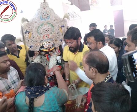 घंटर चौक स्थित प्राचीन काली मंदिर से मां काली की शोभायात्रा का हुआ आयोजन !