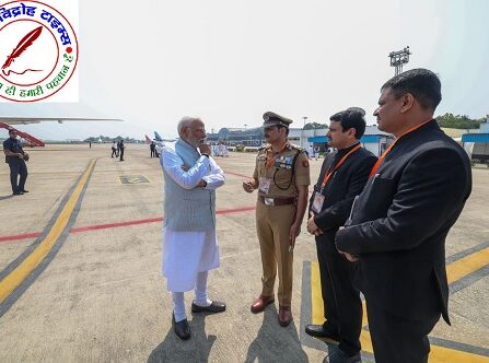 वाराणसी पहुंचे प्रधानमंत्री नरेंद्र मोदी ! अरबों की परियोजनाओं का करेंगे लोकार्पण और शिलान्यास ! बलात्कार की हालिया घटना पर जताई कड़ी चिंता !