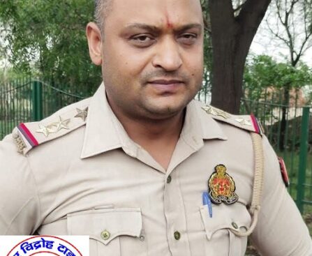मथुरा वृंदावन पुलिस ने पकड़ा फर्जी इंस्पेक्टर, वर्दी पहनकर झाड़ रहा था रौब !