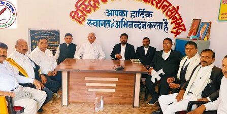 अधिवक्ता के आर्थिक हितार्थ कल्याण निधि की स्थापना के लिए डी बी ए और एस बी ए संयुक्त बैठक सम्पन्न हुई !