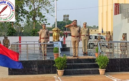 पुलिस उपमहानिरीक्षक ने किया गोरखपुर पुलिस लाइन का वार्षिक निरीक्षण !