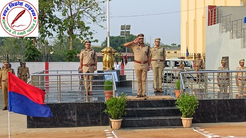 पुलिस उपमहानिरीक्षक ने किया गोरखपुर पुलिस लाइन का वार्षिक निरीक्षण !