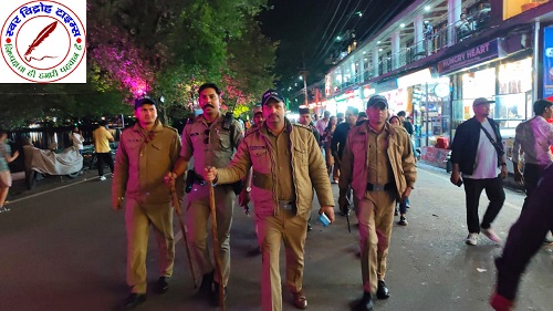 जनपद में अपराधों पर लगाम लगाने हेतु SSP NAINITAL ने चलाया ऑपरेशन "रोमियो" अभियान ! सार्वजनिक स्थानों पर हुड़दंग करने व शराब पीने / पिलाने वालों 261 लोगों पर पुलिस ने की कार्यवाही, जुर्माना जमा ! यातायात नियमों का उल्लंघन करने वाले 367 वाहन चालकों के विरुद्ध कार्यवाही, 16 लाइसेंस निरस्तीकरण तथा 37 वाहन किए सीज !