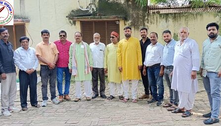 कर्मचारियों शिक्षकों एवं अर्ध सैनिक बलों, पुलिस के जवानों को मुंगेरीलाल के हसीन सपने दिखा रही है सरकार ! यथाशीघ्र कर्मचारियों की सभी मांगे पूरी करें केंद्र एवं राज्य सरकार अन्यथा कर्मचारी अपनएगा का आंदोलन की राह !