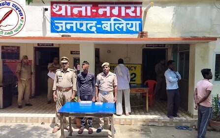 थाना नगरा जनपद बलिया पुलिस द्वारा चोरी / आर्म्स एक्ट से सम्बन्धित 01 नफर अभियुक्त को किया गया गिरफ्तार, अभियुक्त के कब्जे से 01 अदद अवैध तमंचा .303 बोर व 01 अदद जिन्दा कारतूस .303 बोर बरामद ।