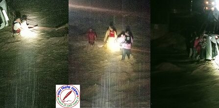 पानी के कहर में फंसी 10 ज़िंदगी, नैनीताल पुलिस बनी जीवन रक्षक डोरी ! यात्रियों ने कहा "थैंक यू फॉर लाइफ" !