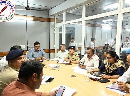 गढ़वाल कमिश्नर ने आपदा से निपटने के लिए चल रहे कार्यों की समीक्षा की !