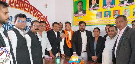 डिस्ट्रिक्ट बार एसोसिएशन सोनभद्र की मांग अधिवक्ता प्रोटेक्शन एक्ट लागू हो !