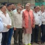 परिषद की बैठक में सरकार से त्यौहार पूर्व वेतन देने की मांग ! मुख्यमंत्री और जिलाधिकारी को ट्वीट कर दशहरा के पूर्व वेतन पेंशन की मांग !