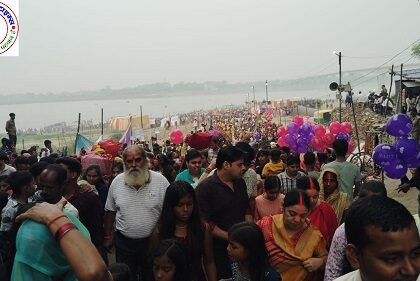 भगवान भास्कर को अर्घ्य देकर पुत्र के दीर्घायु सुख समृद्ध की कामना !