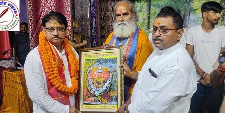 चुनार रामलीला देखने पहुंचे विधायक अनुराग सिंह ! रामलीला समिति के संरक्षक, अध्यक्ष ने माल्यार्पण कर संकट मोचन कि प्रतिमा देकर किया सम्मान !