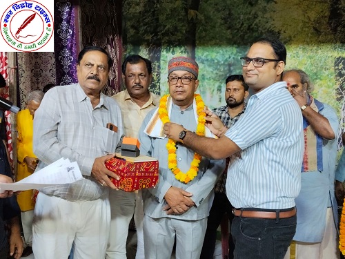 श्री राघवेन्द्र रामलीला नाट्य समिति द्वारा पत्रकारों को किया गया सम्मानित !