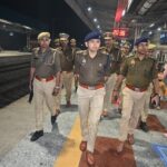 SP महाराजगंज श्री सोमेंद्र मीना द्वारा भारी पुलिस बल के साथ आनंद नगर रेलवे स्टेशन का निरीक्षण कर सुरक्षा व्यवस्था का जायजा लिया गया !