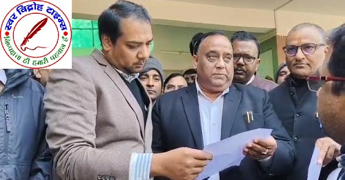 बाराबंकी व महाराजगंज की घटनाओं से भड़का अधिवक्ता समाज, सिविल बार काउंसिलिंग फरेंदा ने CM व SDM को सौंपा ज्ञापन !