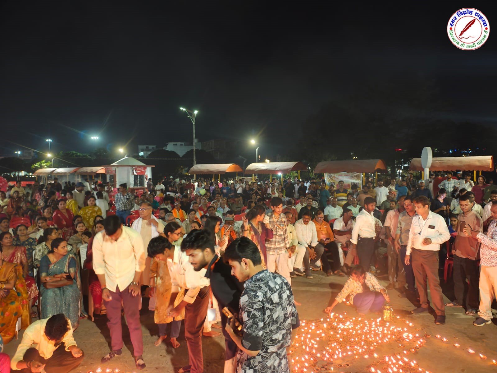 नौका विहार में 1111 दीपों से जगमगाया गोरखपुर, भव्य महा आरती के साथ गंगा संरक्षण का लिया संकल्प !